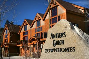Antlers Gulch 502 by SummitCove Lodging