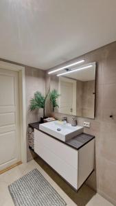 Rancho Apartment with King size bed