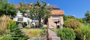 Ferienwohnung Berg-Glück, ruhige Lage mit Garten