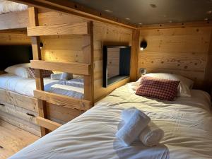 Chalets Le Venerable, 4 etoiles, vue imprenable au coeur des Vosges : photos des chambres