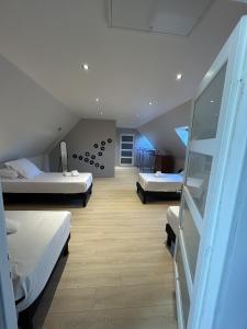 Maisons de vacances KER IZEL - Grande maison au calme avec spa : photos des chambres