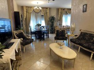 شقة مفروشة في حي نزال Furnished Apartment Hay Nazzal