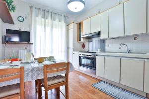 GuestHost - Surya Grand Apartment with Terraces