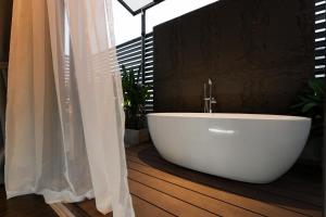 Đào Tiên Hotel - Trường Chinh, Tân Bình
