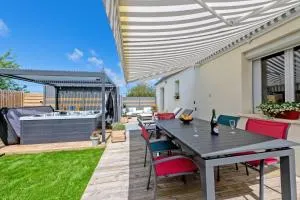 Maison rénovée spacieuse à 10 min des plages - Tréglonou