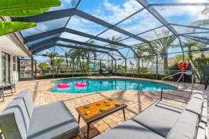 Casa De Olas in Cocoa Beach on Canalfront 4 Br w Pool - Rockledge