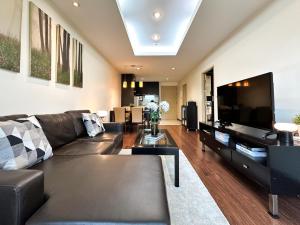 Vibrant Modern 57 SQM - Ultra Fast WiFi - BTS Thonglor