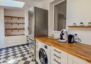 Appartements Appart avec terrasse, vue & parking - hyper centre : photos des chambres