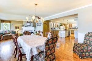 Private Dock at Lake George Getaway