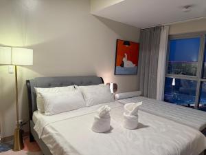 Playful 1BR With Magnificant Bayview Garden View Near Okada, Solaire, Aiports