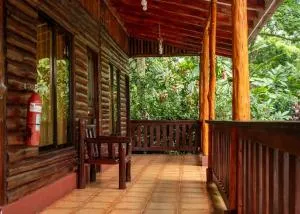 Hotel Sun Sun Lodge - 萨拉皮基