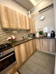 Liliom Tranquil 2-BDR Apartment