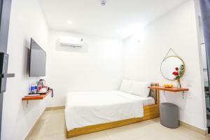 TalaSaiGon Hotel