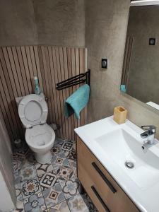 Appartements Joli appartement dans un village provencal a 5 mn de Marseille : photos des chambres