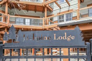 Jack Pine 8005 by SummitCove Lodging