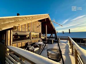 Modern sports cabin on Sjusjøen with sauna and waxing room