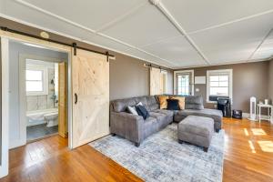 2 Mi to Colby College Peaceful Home in Waterville