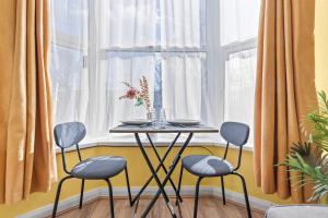 Cosy entire flat 5 min from Citycentre sleeps 4