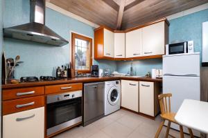 Villas Maison nicoise, jardin, piscine, parking double : photos des chambres