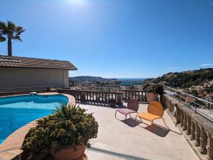 Villas Maison nicoise, jardin, piscine, parking double : photos des chambres
