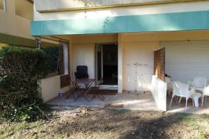 studio Villeneuve-lès-Avignon terrasses sous les pins