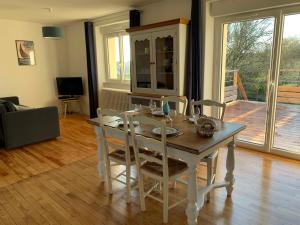 Maison à Morgat proche plage et commerces - Ubytování bez kategorie ve městě Crozon