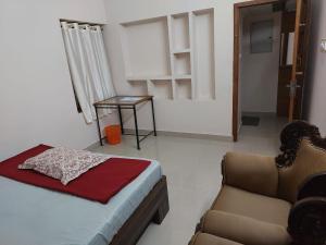 Real Estate GURUVAYOOR