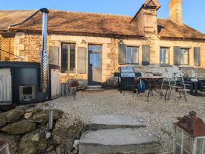Maisons de vacances Sejour ressourcant en Berry proche Zoo de Beauval - FR-1-591-732 : photos des chambres