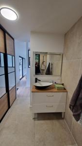 Villas Villa Pessac Bordeaux-bassin : photos des chambres