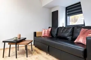 Aux Caprices de Leah - Olne