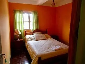 Habitación-Baño privado - Desayuno - Para familia o Grupo - Iruya