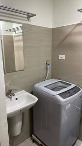 Shore 2 Tower 3 1BR 15th Floor Near SMX MOA