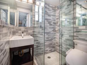 Three Bedroom on Little Italy Mulberry Street