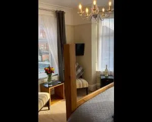 The Whalebone Arch - Sandsend