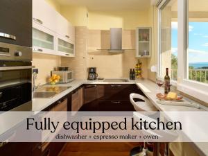 Sea View & Garage - Modern 3BR Split Apartment