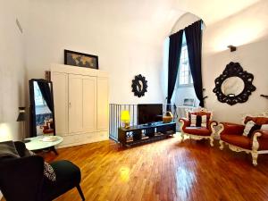 Chic Mamma Luxury Loft Suite