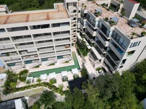 Seaside View Apartment