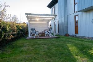 Gemütliches Holzhaus mit Sauna an der Ostsee und Schlei