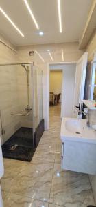 Amazing flat front of city stars2