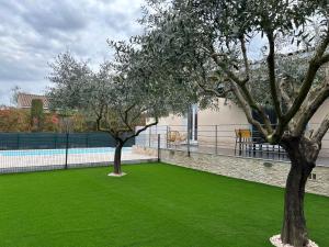 Maisons de vacances Villa Cigalette avec piscine, terrasse et jardin : photos des chambres