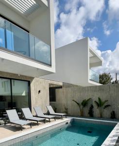 Elysian Blue villa 2