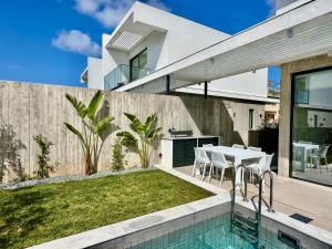 Elysian Blue villa 2