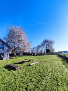 Gerestaureerde hoeve met zicht