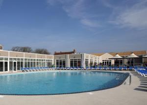 Belinda, Church Farm, Pagham