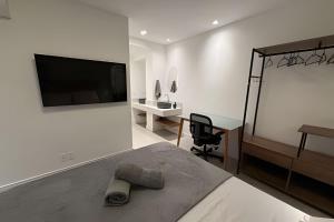 Apartamento reformado a menos de 100 metros da praia