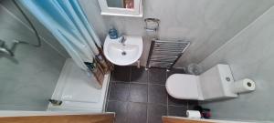 Sheridan House - Self contain flats Long or Short Stay Special Rate Available