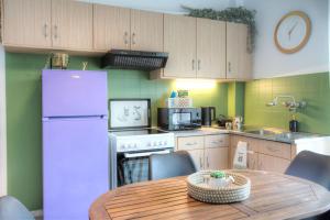 Κήπος μέ τις πορτοκαλιές