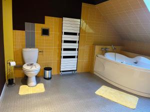 Maisons de vacances Aux charmes de la campagne : photos des chambres