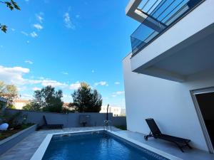 Sea View Villa - Ferienhaus in Kroatien auf Vir bei Zadar mit privatem POOL und MEERBLICK