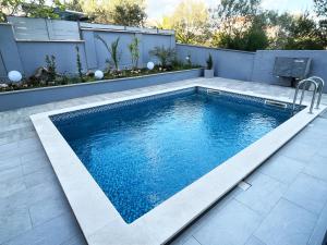 Sea View Villa - Ferienhaus in Kroatien auf Vir bei Zadar mit privatem POOL und MEERBLICK